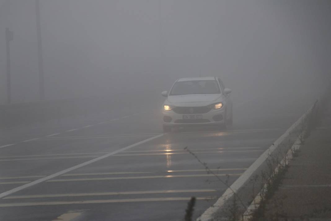 Bolu Dağı'nda sağanak ve yoğun sis ulaşımı etkiliyor 9