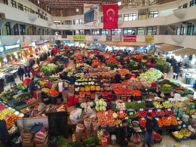Konya'nın pazar yerleri nereler? Konya'da hangi gün nerede pazar kuruluyor? Konya'da semt pazarı nerede kuruluyor? 7