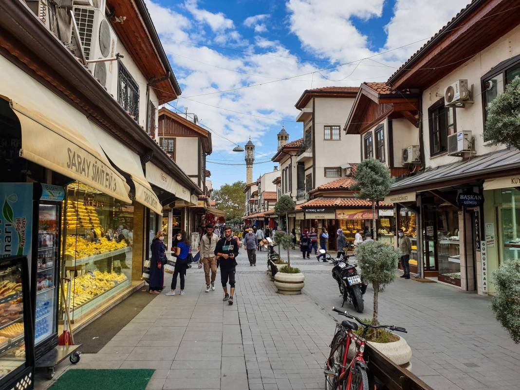 Yıllara göre Konya nüfusu ne kadar arttı? Konya'nın nüfusu ne kadar? 5