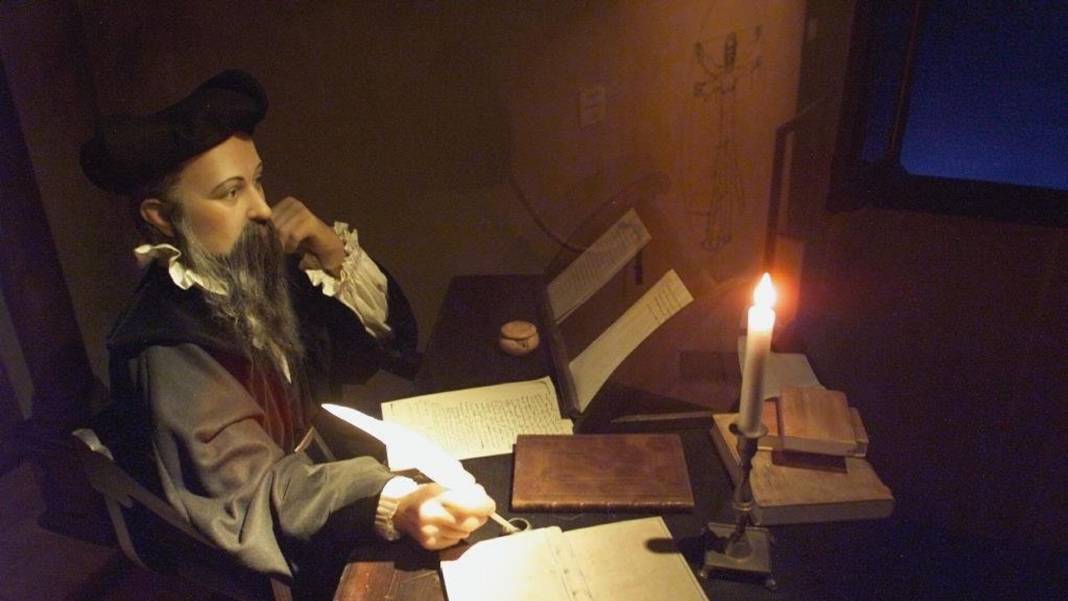 Kral Charles istifa ediyor, Papa hayatını kaybediyor, yeni savaş kapıda 10