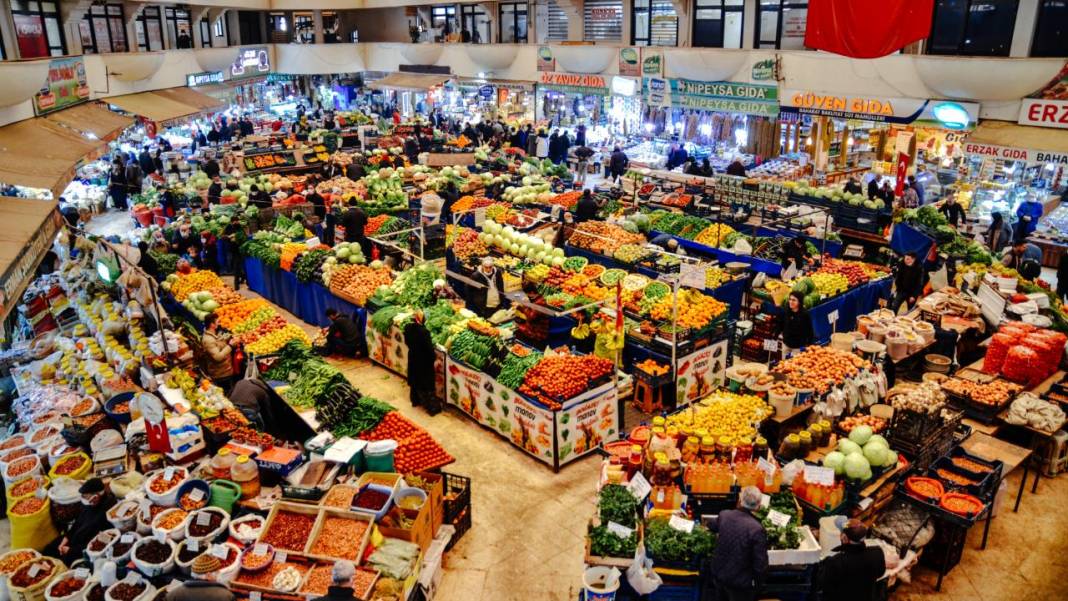 Konya'nın pazar yerleri nereler? Konya'da hangi gün nerede pazar kuruluyor? Konya'da semt pazarı nerede kuruluyor? 6