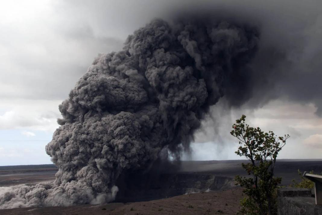 Dünya genelinde volkanik dağlar harekete geçti 11