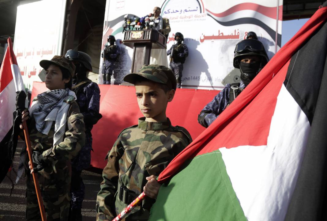 Yemenliler, İsrail'in Gazze'ye saldırılarını protesto etti 16