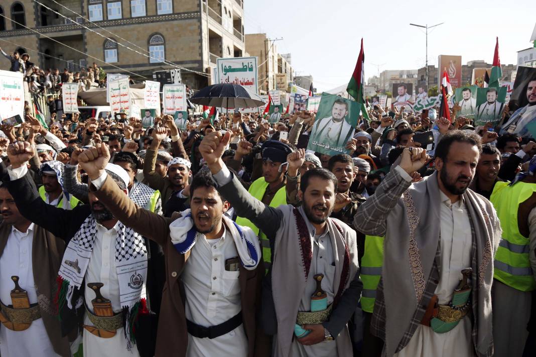 Yemenliler, İsrail'in Gazze'ye saldırılarını protesto etti 3
