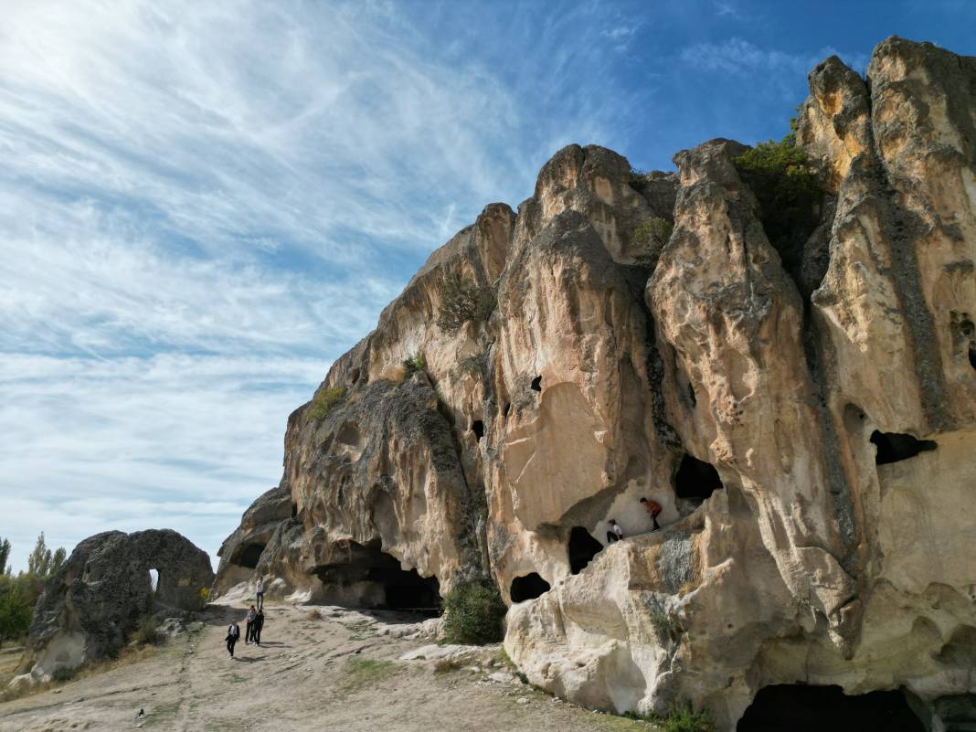 Frigya'daki 3 bin yıllık mağaralar 8