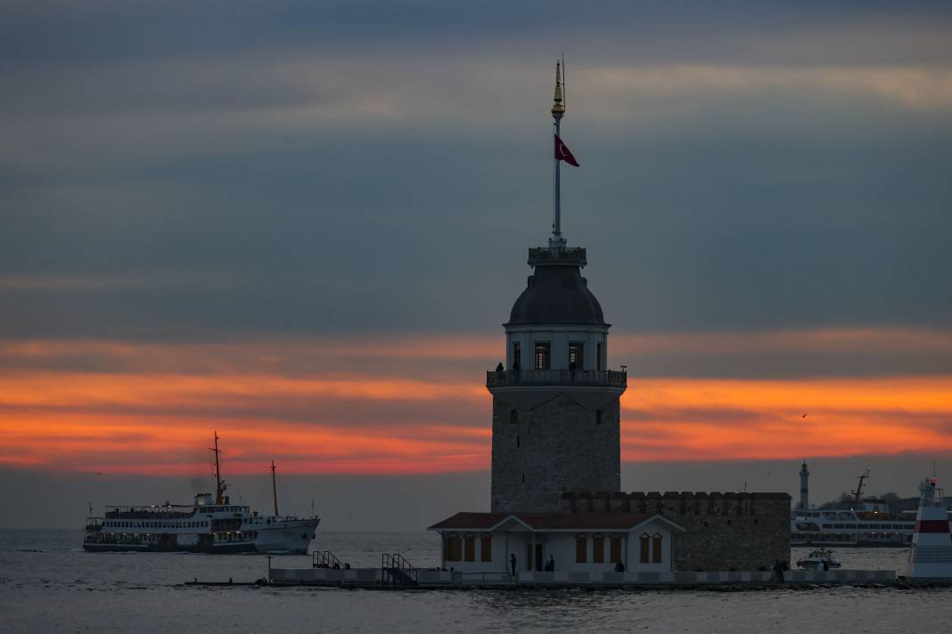 İstanbul'da gün batımı şehrin ruhunu yansıtıyor 2