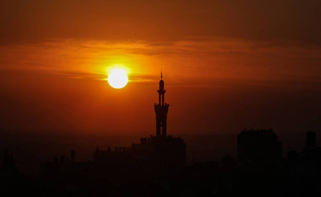 Gazze'de gün batımı dünyanın dikkatini Filistin sorununa çekmeyi başardı 3