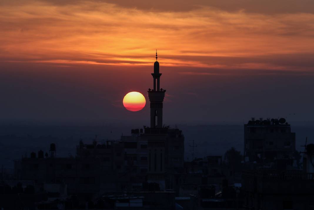 Gazze'de gün batımı dünyanın dikkatini Filistin sorununa çekmeyi başardı 1
