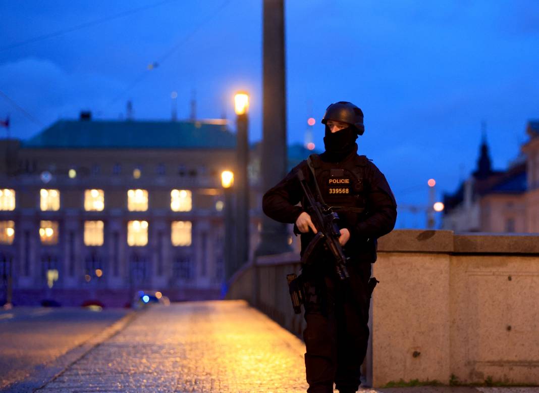 Prag'da üniversiteye saldırı: 15 ölü çok sayıda yaralı 1