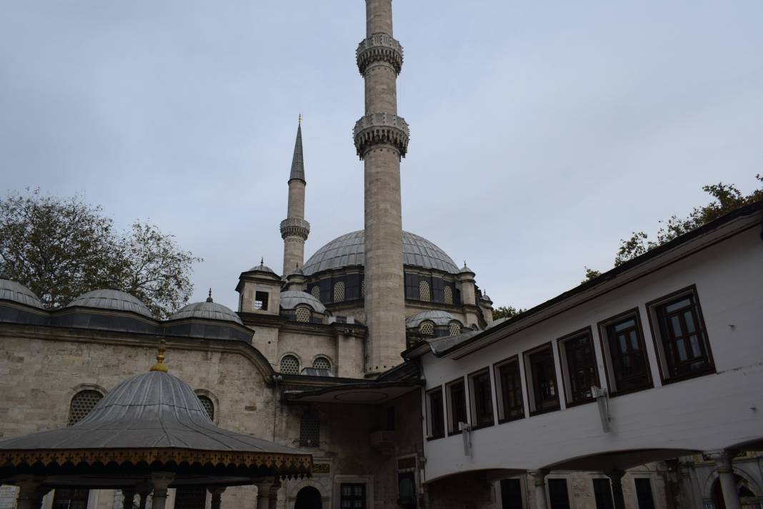 Tarihi ve modernin buluştuğu şehir İstanbul 12