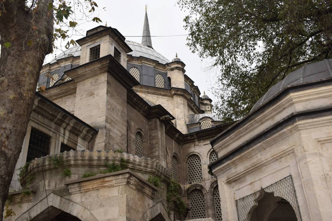 Tarihi ve modernin buluştuğu şehir İstanbul 13