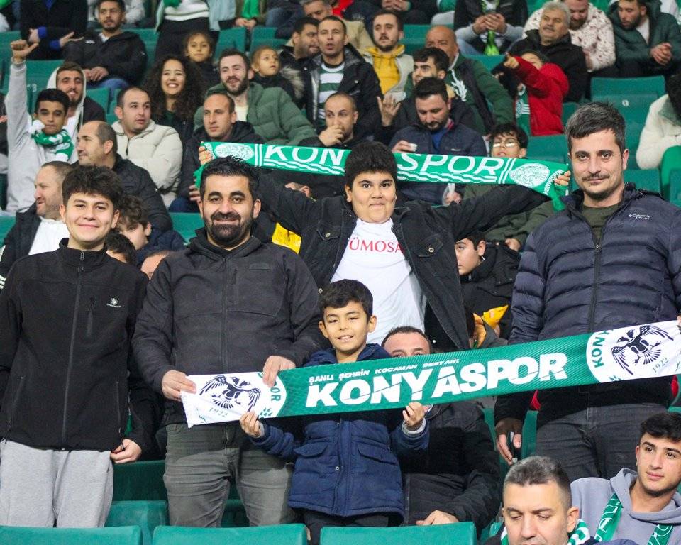 Konyaspor'dan taraftarlarına teşekkür 5