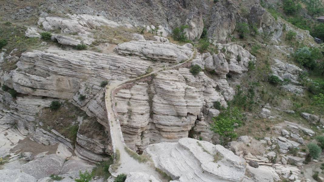 Konya’da ismi ile korkutan yapı! Buraya gidenler dikkat! 4