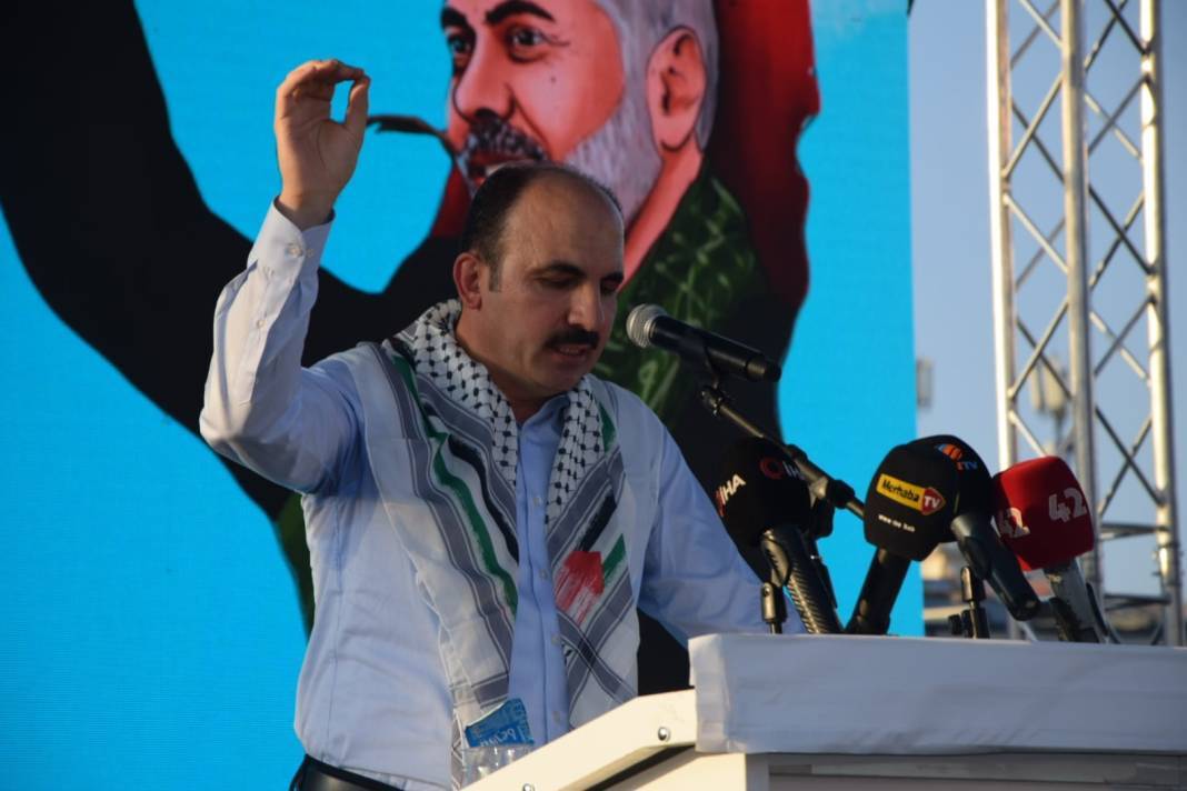 Haniye'nin çağrısıyla meydanlara inen Konya yine farkını gösterdi 5