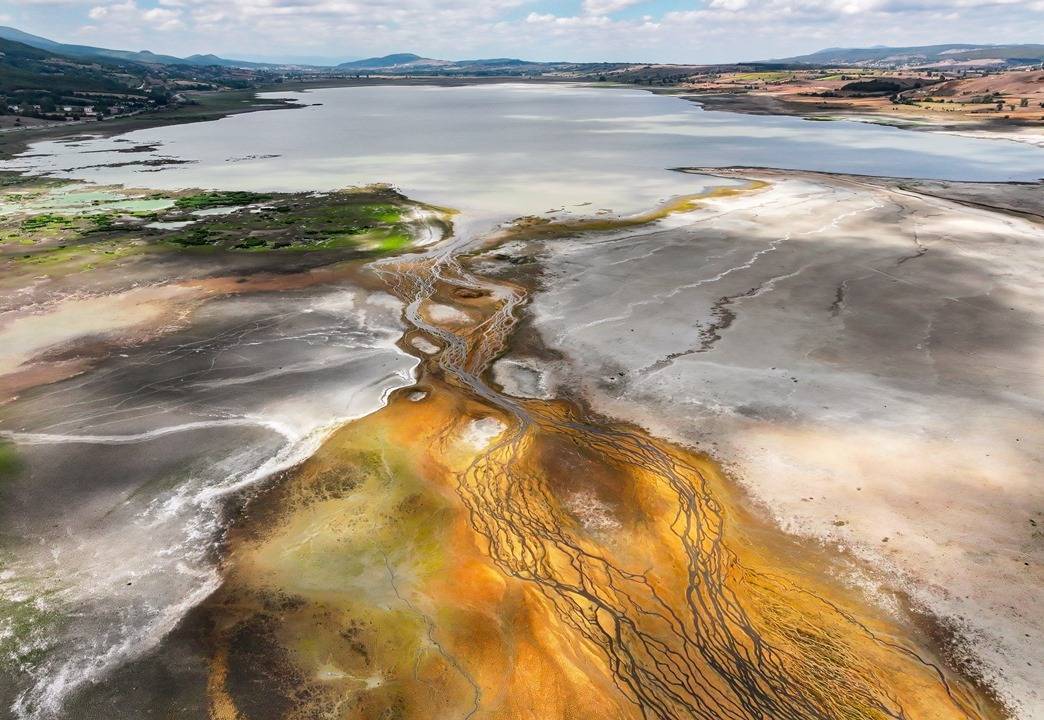 Ladik Gölü görüntüsü ile alarm veriyor! 5