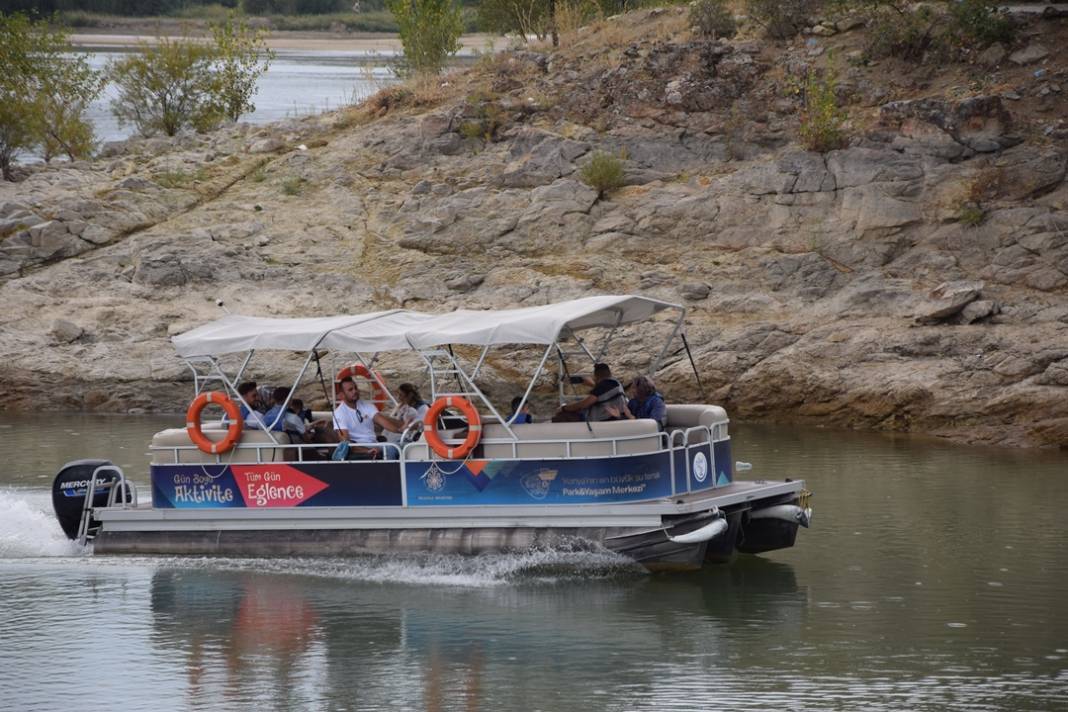 Konya’da tekne turu! Deniz yok ama keyfi var! İşte fiyatı… 7