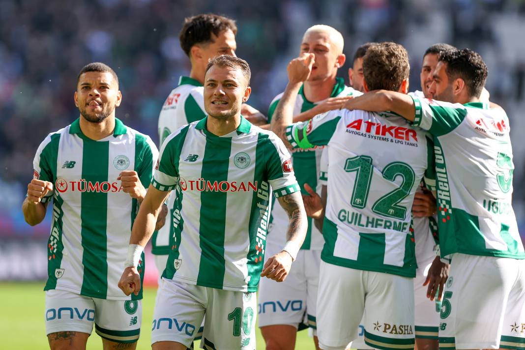 Konyaspor'un Başakşehir galibiyetinden kareler 33