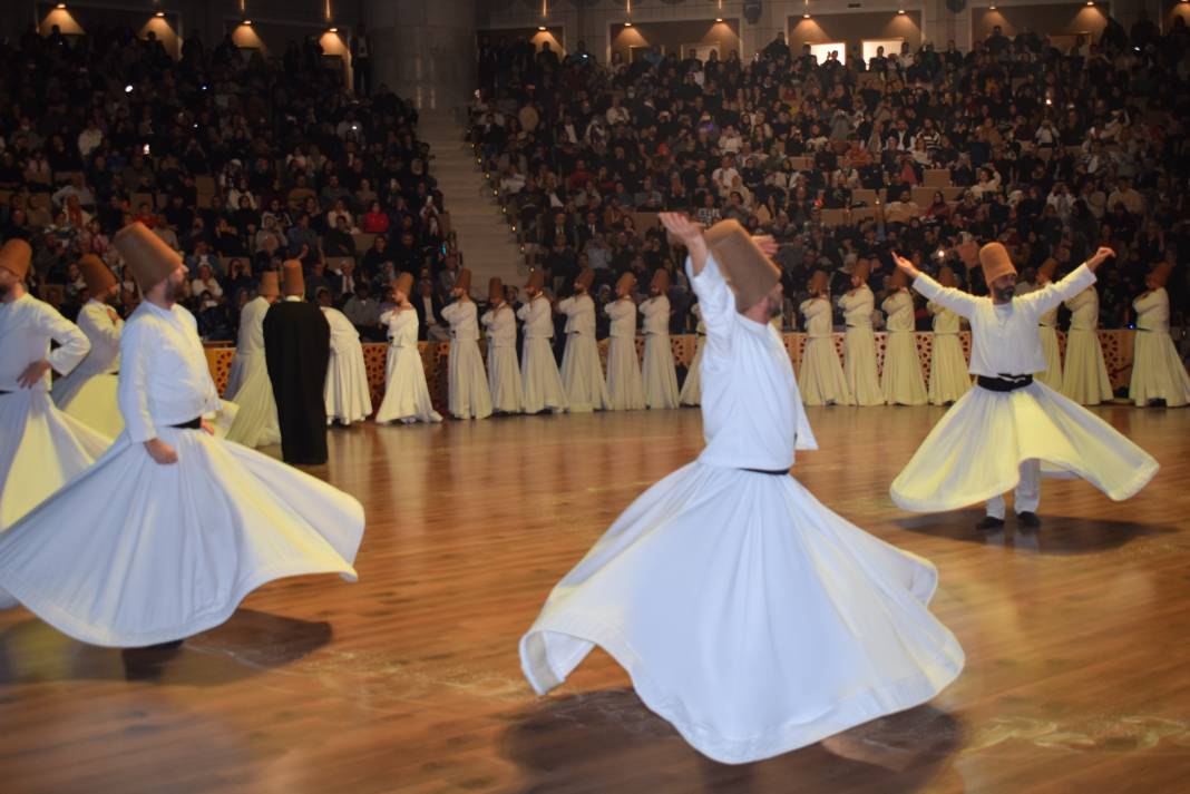 Muhabbet kokan Konya'da Mevlana anıldı! 29