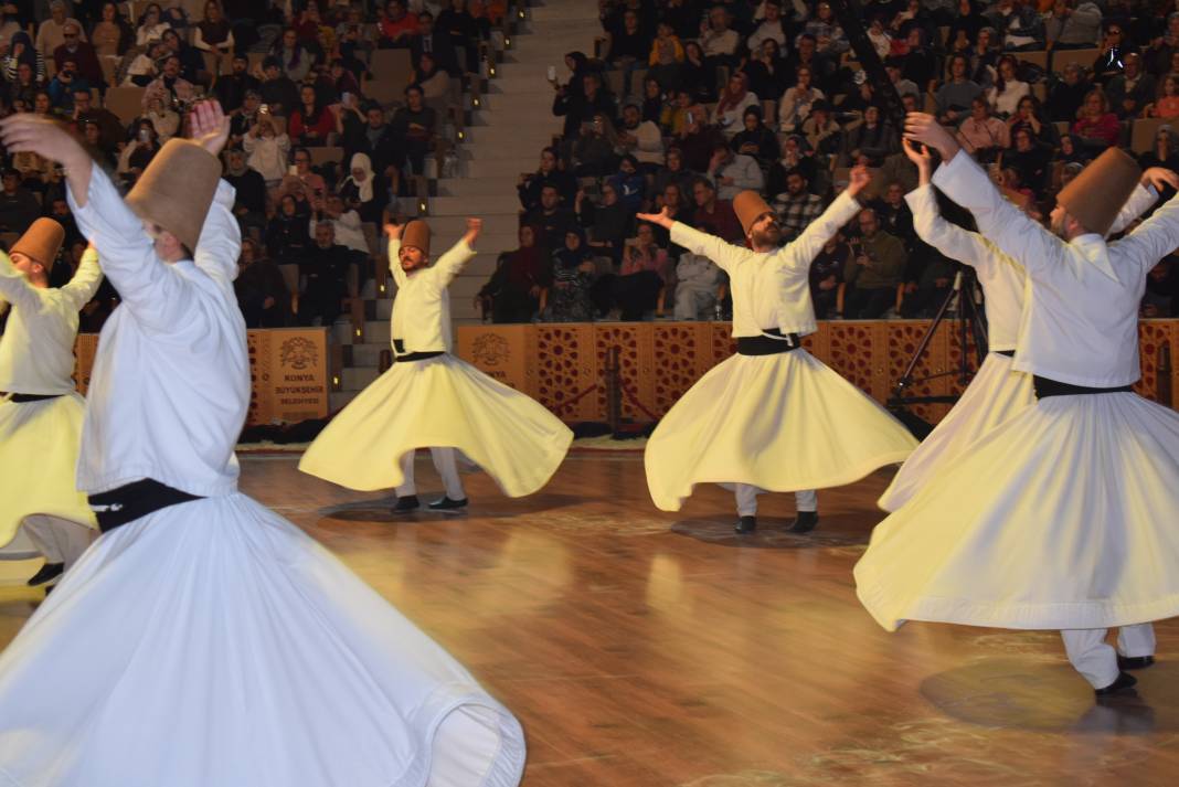 Muhabbet kokan Konya'da Mevlana anıldı! 25