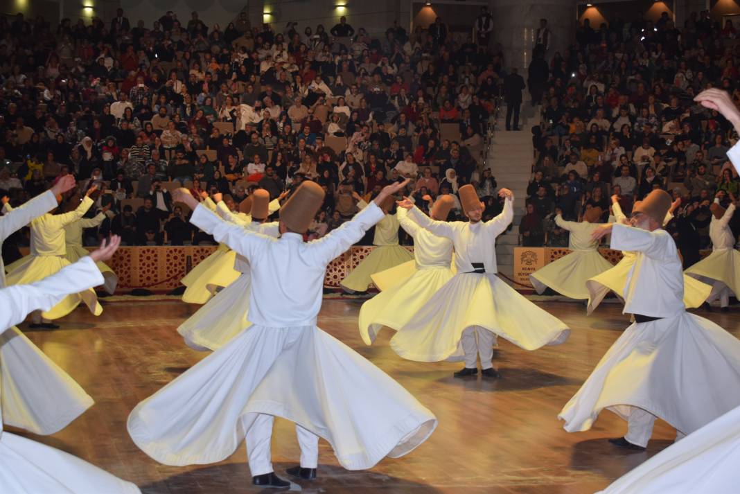 Muhabbet kokan Konya'da Mevlana anıldı! 14