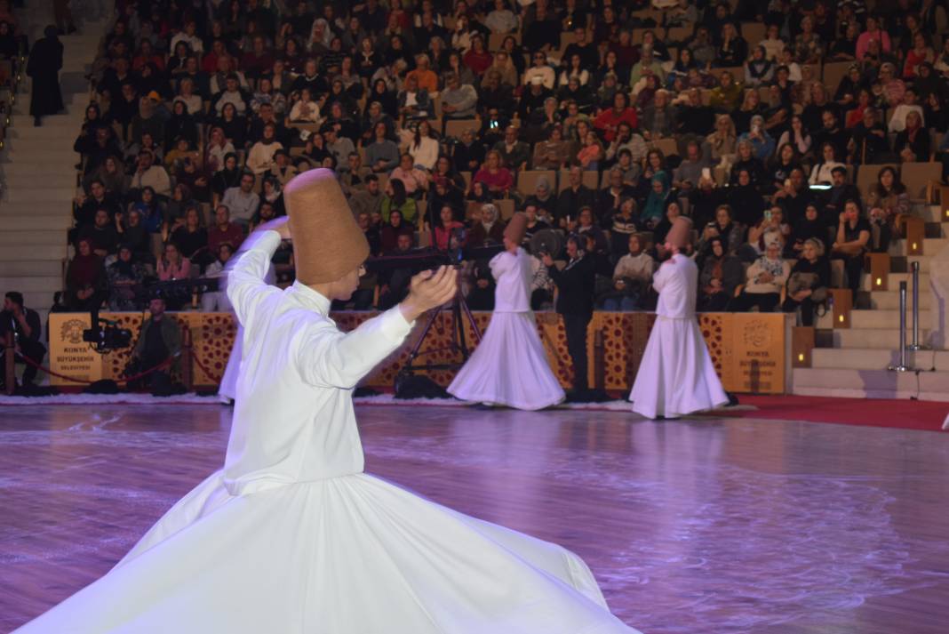 Muhabbet kokan Konya'da Mevlana anıldı! 8