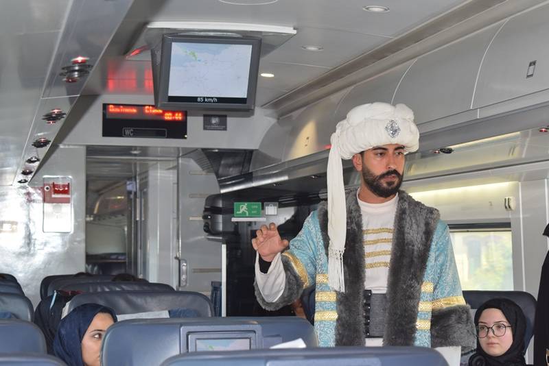 Konya'dan İstanbul'a tarihi köprü: Konya'nın gençleri ecdadın izinde