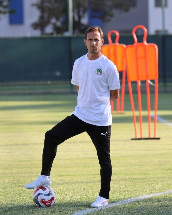 Süper Lig'de 10 Türk'e karşı 8 yabancı! Kimler gülecek, kimler üzülecek, kimler gidecek? 8