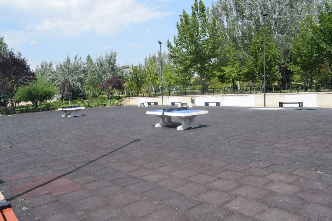 Konya'nın sıradışı parkı yaz akşamlarının gözdesi oldu 12