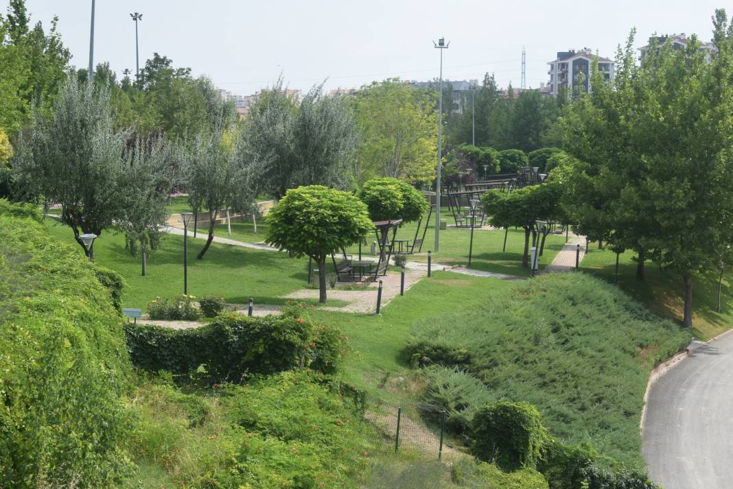 Konya'nın sıradışı parkı yaz akşamlarının gözdesi oldu 1