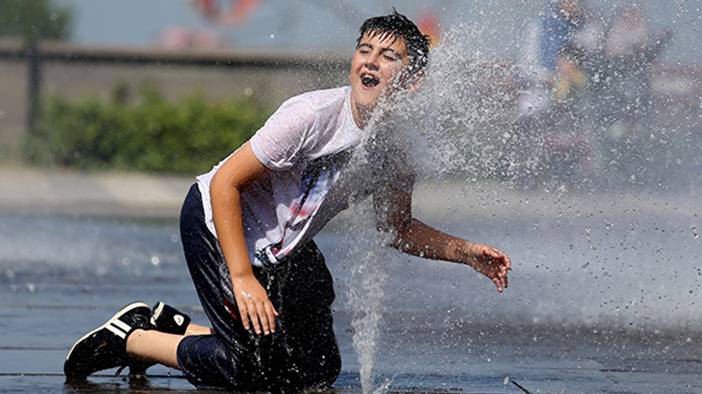 Yazın en büyük kurtarıcılarından: Yaz keyfinizi bozan kokulara bu yöntemlerle veda! 5