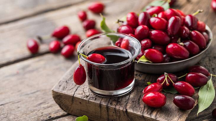 Kızılcık suyu her derde deva oluyor! İşte vücudunuzu baştan aşağı koruyan 5 şaşırtıcı faydası 2