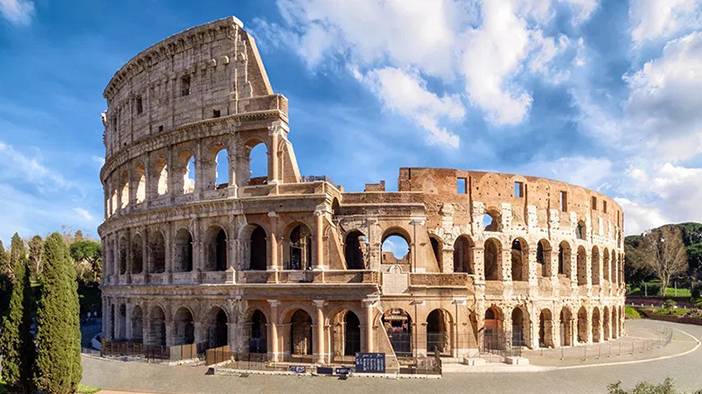 Görenleri şaşkına çeviren ilginç mimari yapılar 2