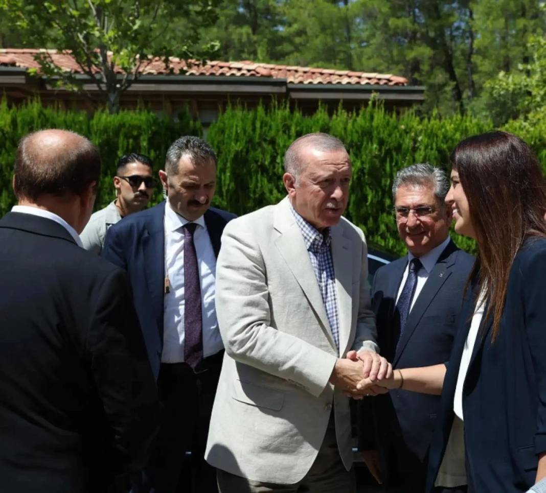 Cumhurbaşkanı Erdoğan'a sürpriz hediye! 1