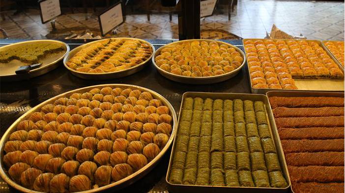 İbn-i Sina bin yıl önce uyarmış: Bilmeden yapıyoruz, çeşitli hastalıkların kaynağı 4