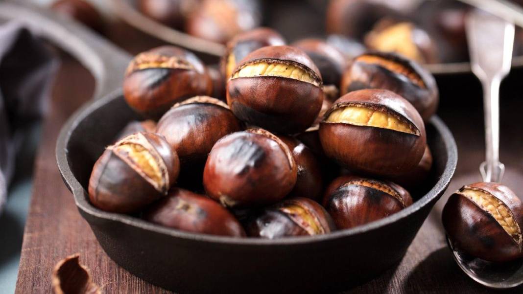 Pişince köpürüyorsa sakın yemeyin! Gerçek kestane nasıl anlaşılır? 4