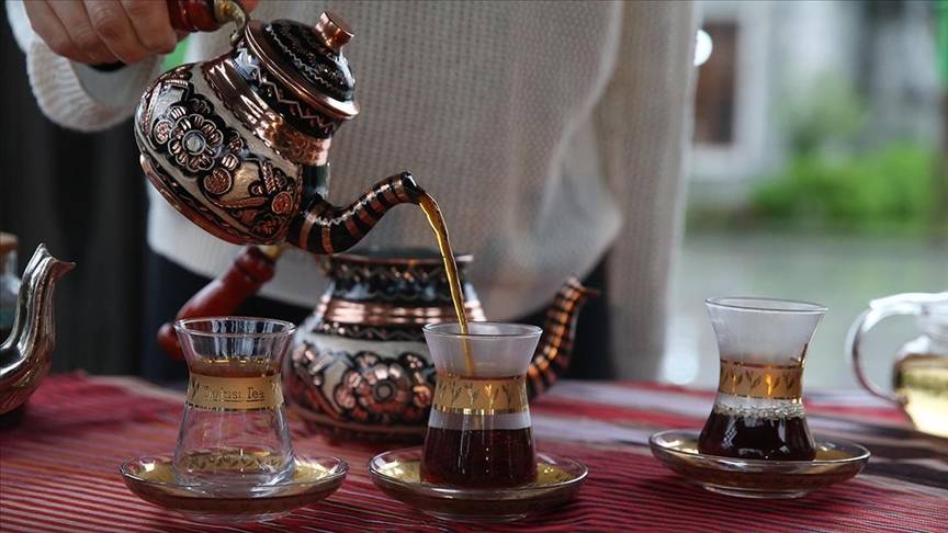Çayın tadını zirveye taşıyan pratik demleme yöntemleri 5