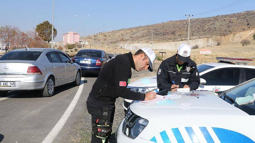 Trafik ihlallerine rekor ceza! Artık gözünün yaşına bakılmayacak 10
