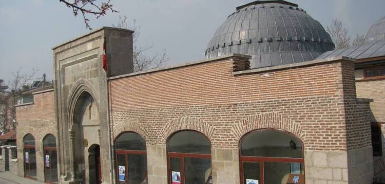 Konya'da kaç tane müze var? 23