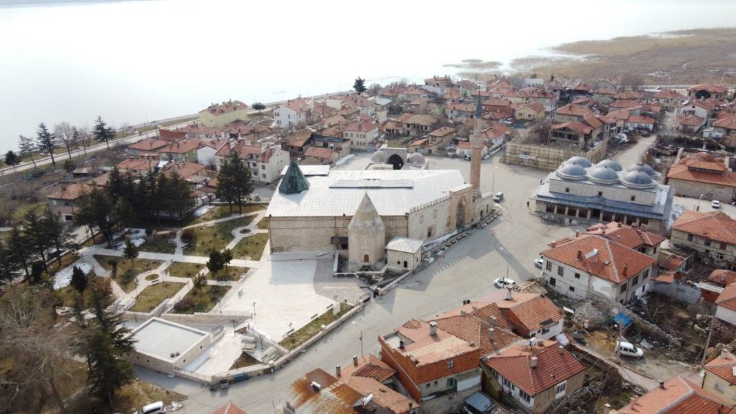 Konya’daki bu camide 700 yıllık sır bulunuyor 1