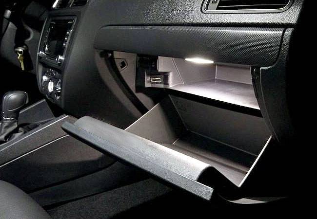 Arabanızda yıllardır var ama kimse fark etmedi! İşte gizli tuşun görev 4