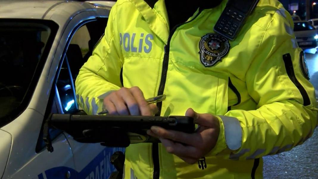 Trafik ihlallerine rekor ceza! Artık gözünün yaşına bakılmayacak 1