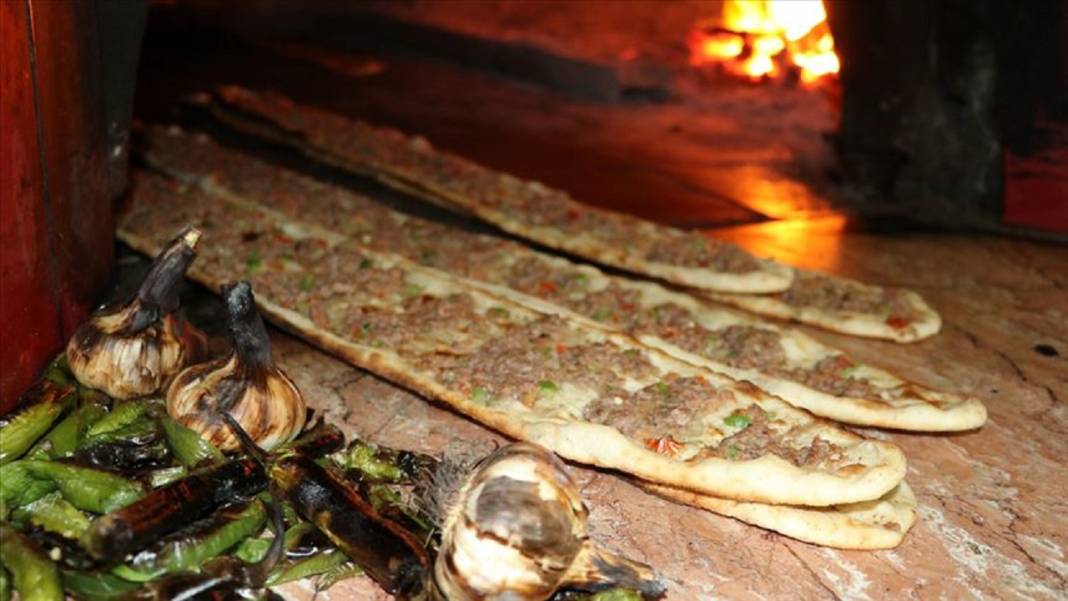 Konya’da bu 5 şey etli ekmek yediriyor! 1