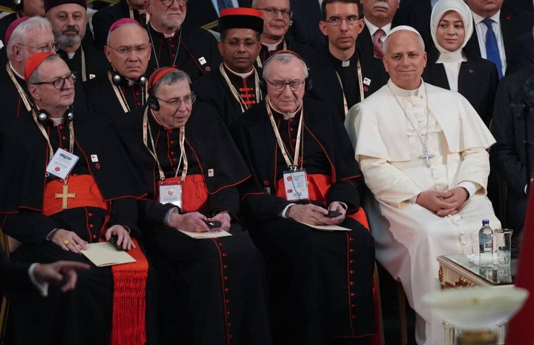 Papa 14. Leo'nun ilk resmi yurt dışı durağı Türkiye oldu 27