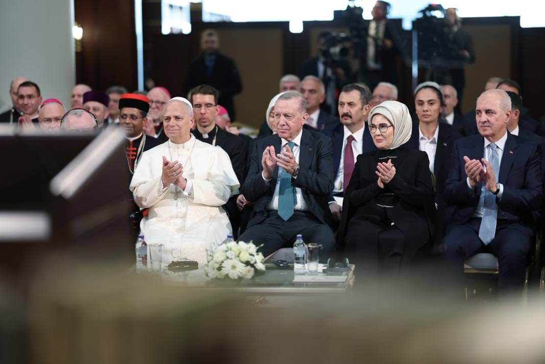 Papa 14. Leo'nun ilk resmi yurt dışı durağı Türkiye oldu 21