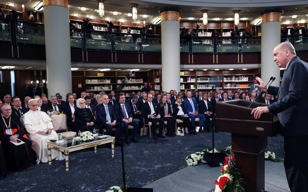 Papa 14. Leo'nun ilk resmi yurt dışı durağı Türkiye oldu 19