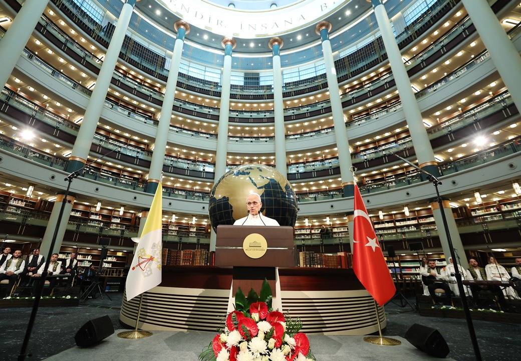 Papa 14. Leo'nun ilk resmi yurt dışı durağı Türkiye oldu 18