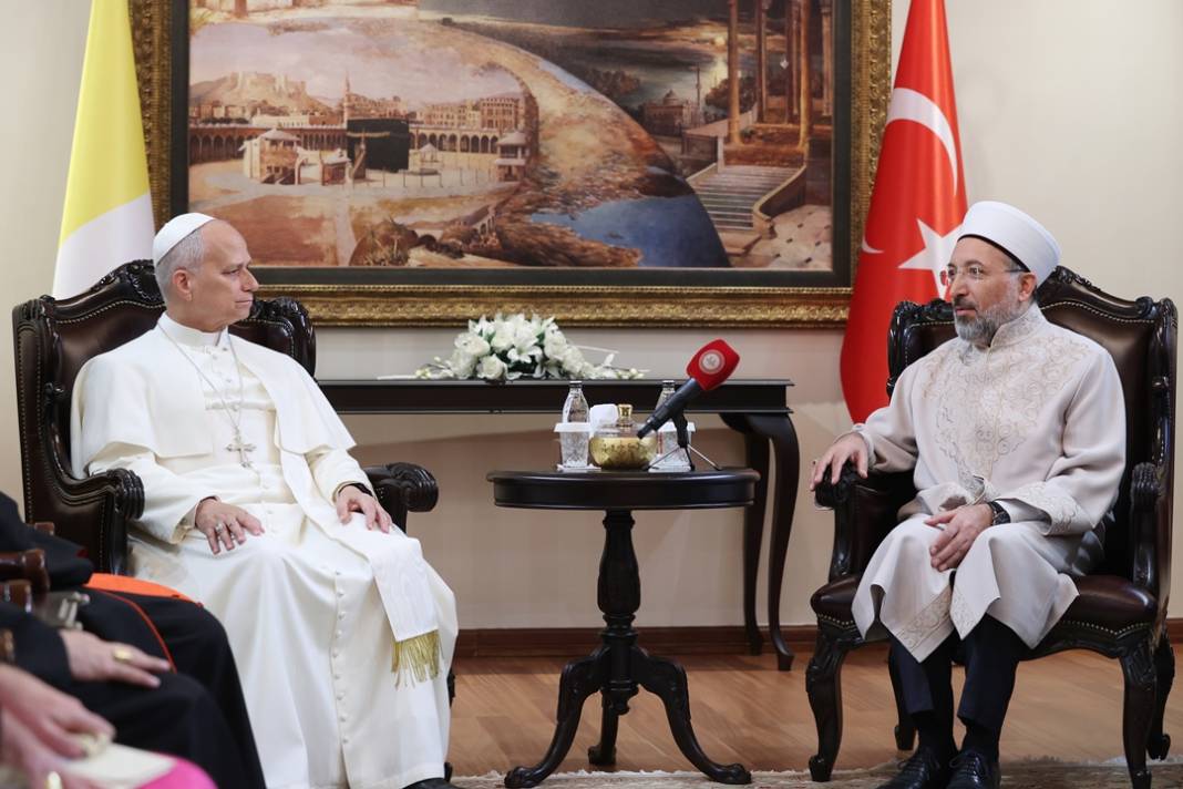 Papa 14. Leo'nun ilk resmi yurt dışı durağı Türkiye oldu 12