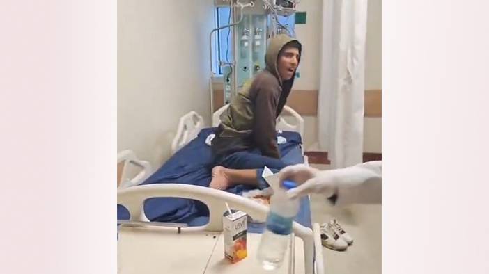 Başıboş köpekler ısırdı kuduzdan öldü! Hastanedeki son görüntüleri yürekleri burktu 1