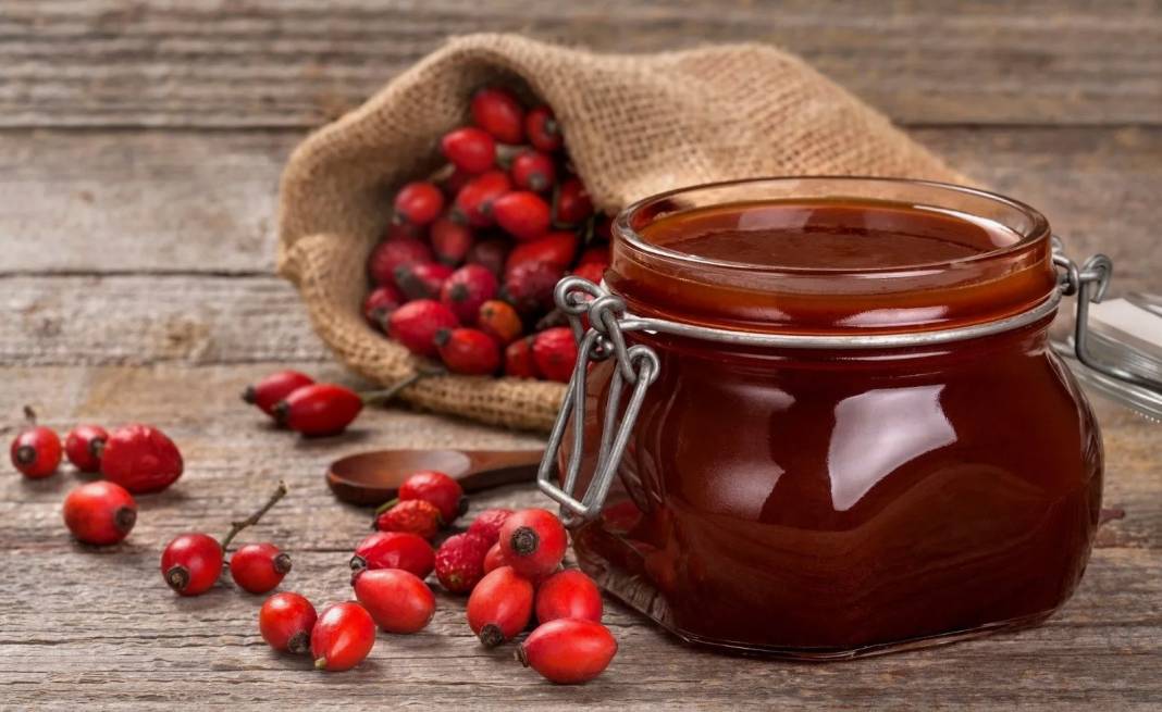 Doğada kendiliğinden yetişiyor, vücudu dipçik gibi yapıyor 5