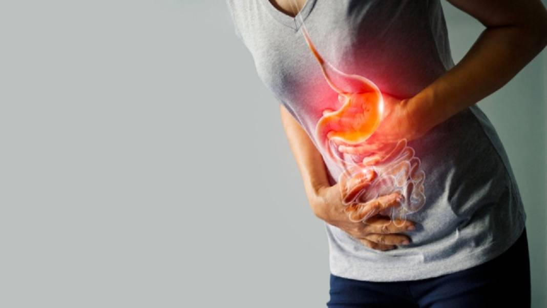 Midenizde inatçı bir ağrı mı var? Bu belirtiler mide kanserinin habercisi olabilir! 1